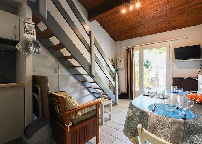 Maisonnette Au Pied De L'ocean Avec Terrasse *