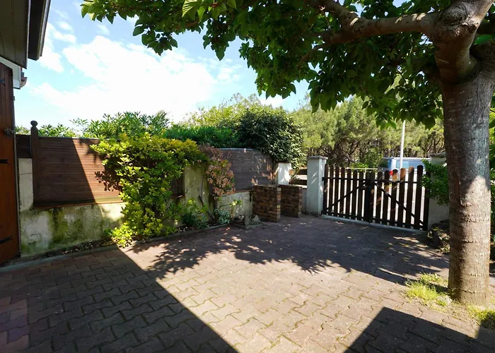 Maisonnette Au Pied De L'ocean Avec Terrasse *